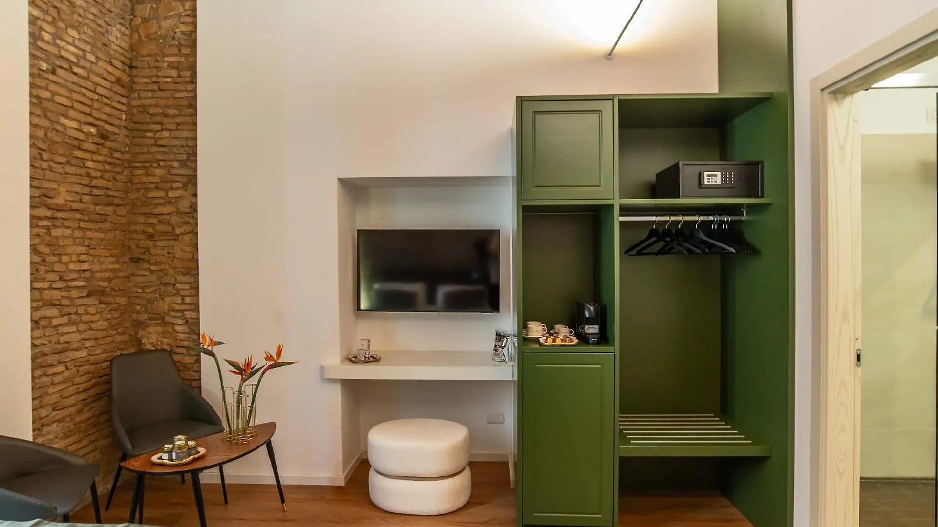 Ora Acanfora Suites ローマ 0*,  イタリア