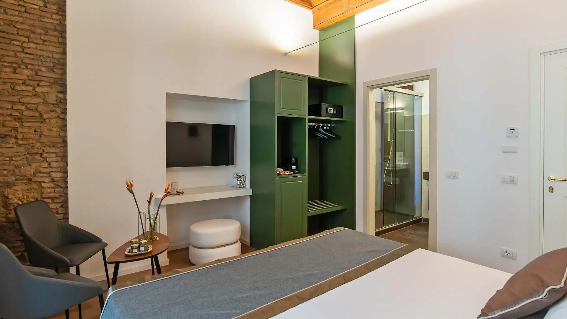 ゲストハウス Ora Acanfora Suites ローマ